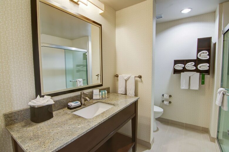 Hotel Hampton Inn And Suites Trophy Club