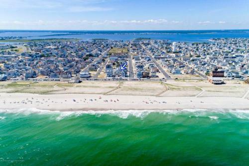 Ocean And Beach Views From Five Decks In Ortley Beach