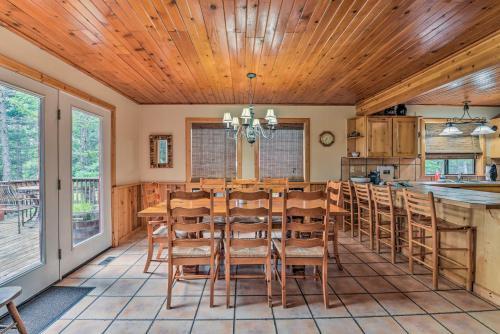 Spacious Retreat Less Than 5 Mi To Angel Fire Resort!