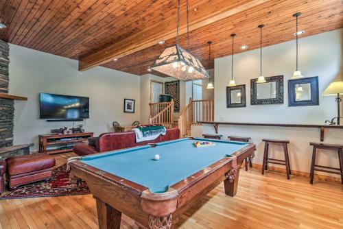 Spacious Retreat Less Than 5 Mi To Angel Fire Resort!