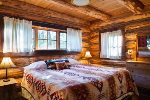 Corkins Lodge