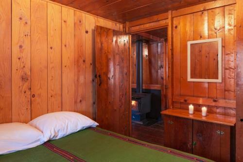 Corkins Lodge