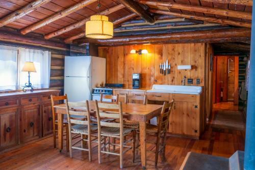 Corkins Lodge