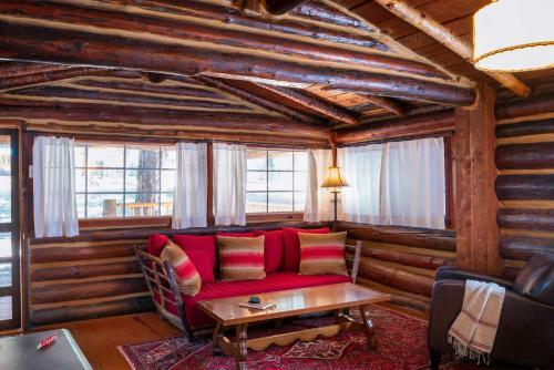 Corkins Lodge