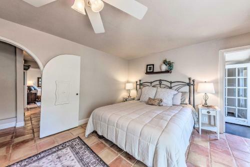 Spacious And Secluded Captain Getaway With Patio!