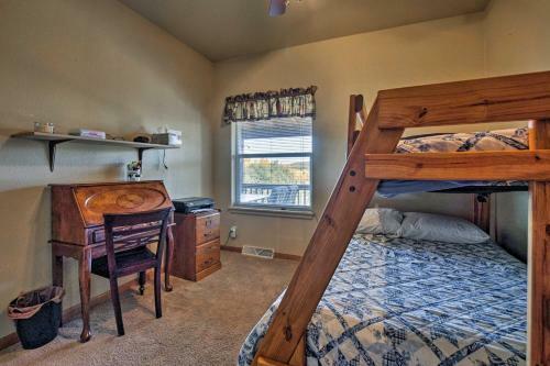Cozy Ski Cabin With Deck Near Taos Ski Valley!