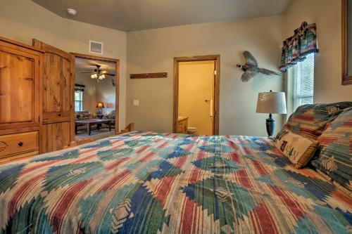 Cozy Ski Cabin With Deck Near Taos Ski Valley!