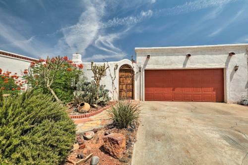 Santa Teresa Home With 2 Patios, Near El Paso!
