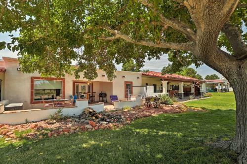 Santa Teresa Home With 2 Patios, Near El Paso!