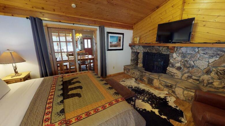 Streamside Retreat On The River
