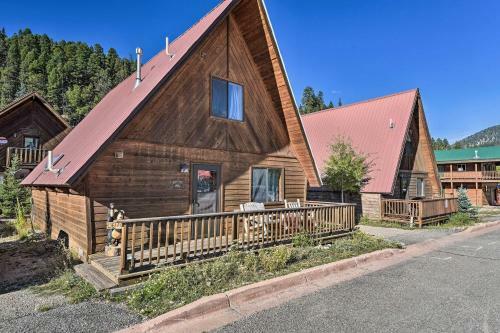 Ski-in And Ski-out Red River Cabin With Mtn Views!