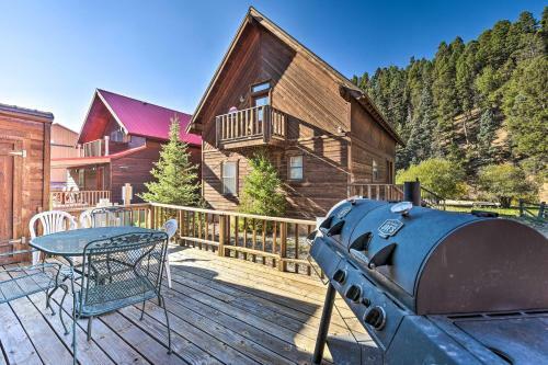 Ski-in And Ski-out Red River Cabin With Mtn Views!