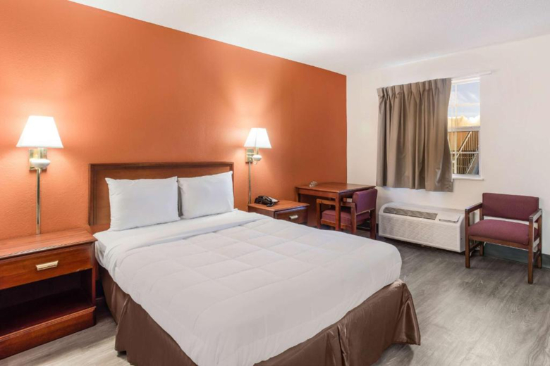 Motel Knights Inn Jacksboro