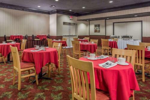 Hotel Ramada Triangle / Quantico
