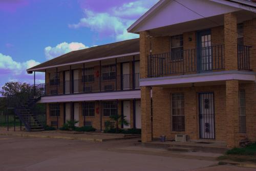 Motel Somerville Inn And Suites