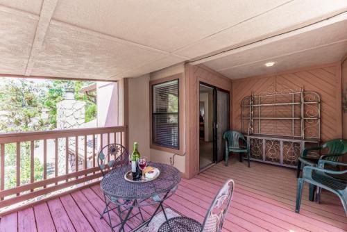 Pinon Park A2, 3 Brs, Deck, Fireplace, Wi-fi, Pets, Sleeps 6
