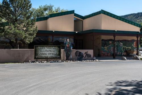 Pinon Park A2, 3 Brs, Deck, Fireplace, Wi-fi, Pets, Sleeps 6