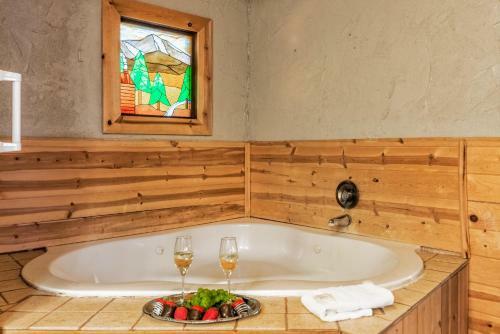 Whispering Pines Lodge
