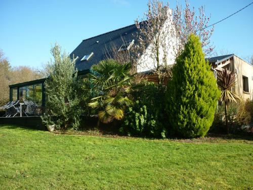 Hostal La Clef de Broc�liande-chambres D'h�tes