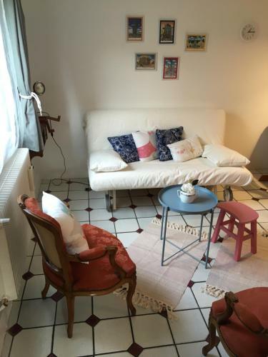 Hostal Le Rez De Jardin