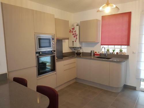 Maison de Ville Id�alement Situ�e � Honfleur Avec Parking