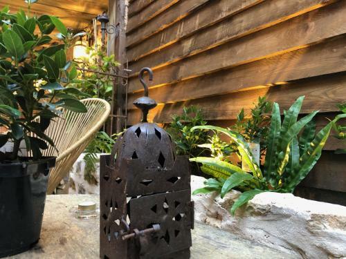 Apartamento Le Patio / Les Suites Romantiques Du Grenier � Sel