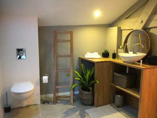 Le G�te Du Trianon D'yss
