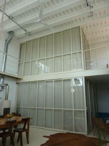 Grand Loft Em33