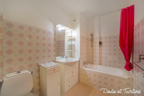 Apartamento Vast Studio Downtown With Balcony - Dodo Et Tartine