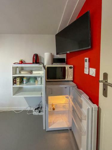 Chambre Moderne Et �quip�e Chez Patricia Et Roger