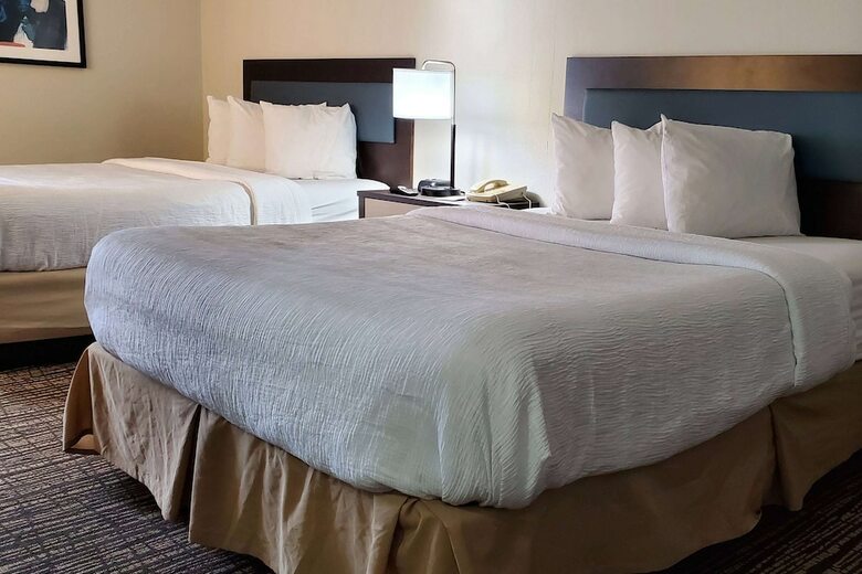 Hotel Ramada Hall Of Fame Canton