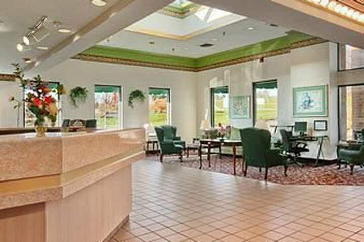 Hotel Ramada Hall Of Fame Canton