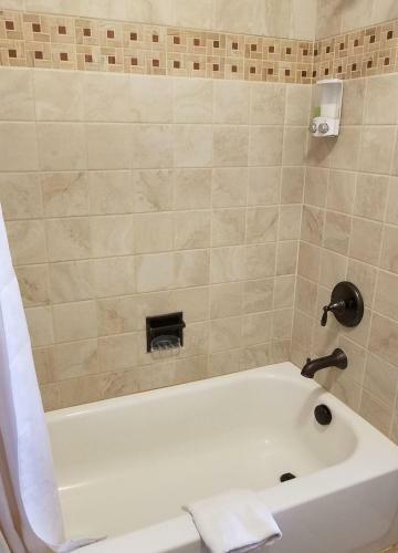 Motel Aquarius Inn