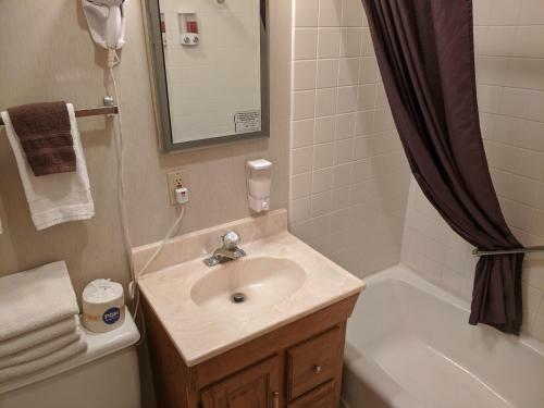 Motel Aquarius Inn
