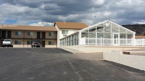 Motel Aquarius Inn