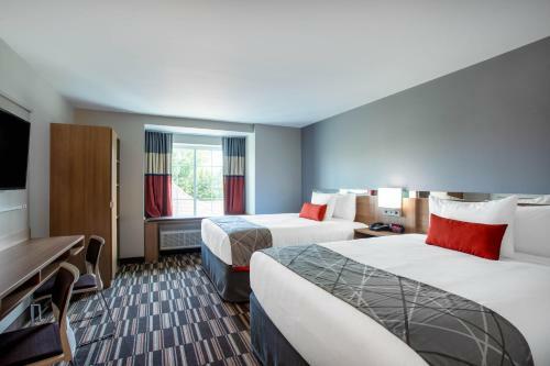 Hotel Microtel Inn & Suites By Wyndham Amsterdam