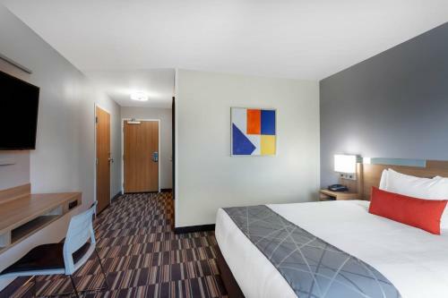 Hotel Microtel Inn & Suites By Wyndham Amsterdam