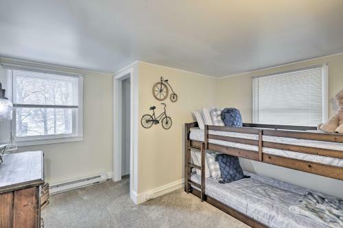 Owasco Lake Getaway With Fenced Yard And Views!