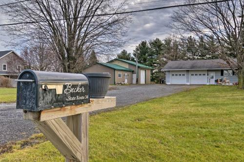 Apartamento Auburn Studio With Yard And Fire Pit About 5 Mi To Lakes!