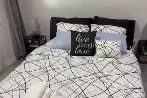 Apartamento Your Cozy Comfy 2-bedroom Vacation Home