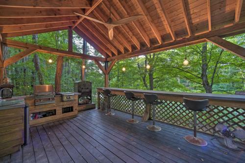 Home With Sauna And Fire Pit 13 Miles To Windham Mtn!