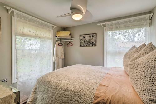 Cute East Hampton Cottage With Patio - Walk To Beach