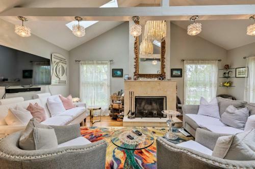 Cute East Hampton Cottage With Patio - Walk To Beach