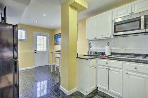 Freeport Guesthouse - Walk To Nautical Mile!