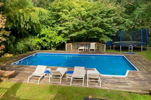 Hampton Bay Oasis