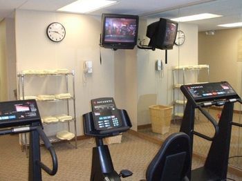 Holiday Inn Express Hotel & Suites Memphis Southwind