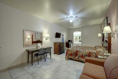 Casa Rosa Motel