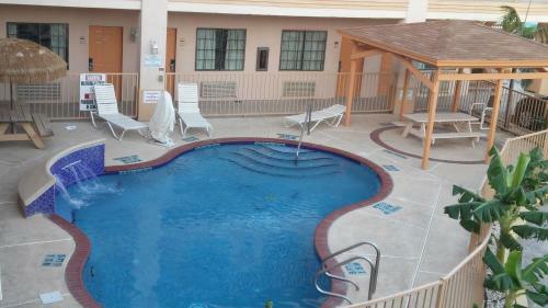 Casa Rosa Motel