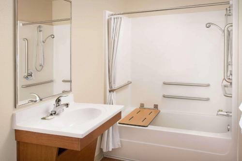 Motel Value Place Simpsonville