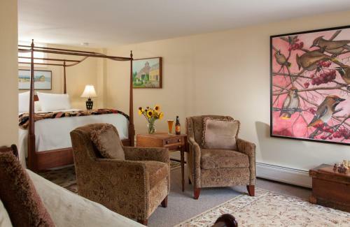 Bed & Breakfast Inn At The Round Barn Farm